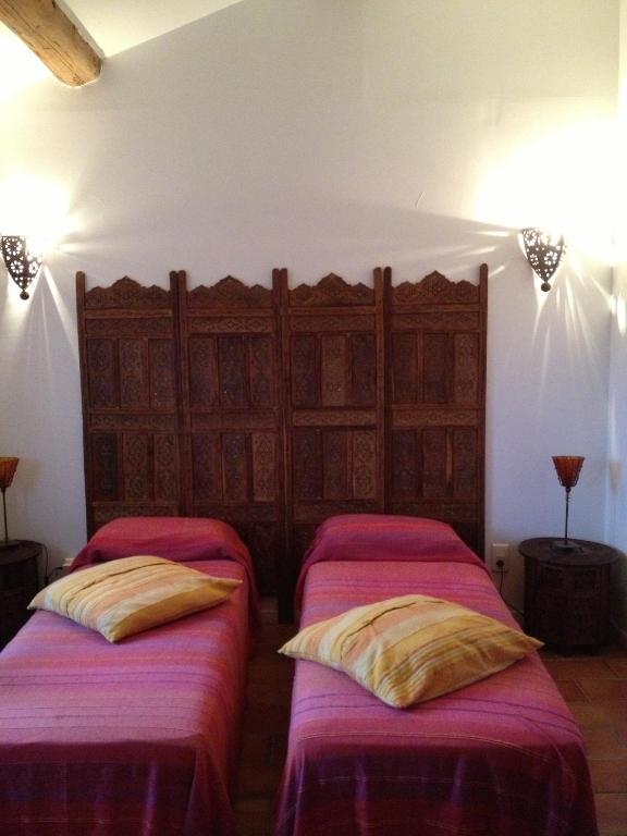 Les Jardins Du Rebaut Bed and Breakfast Béziers Værelse billede